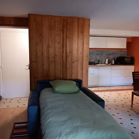 Rdc Entree Exterieur Privatifs Apartment